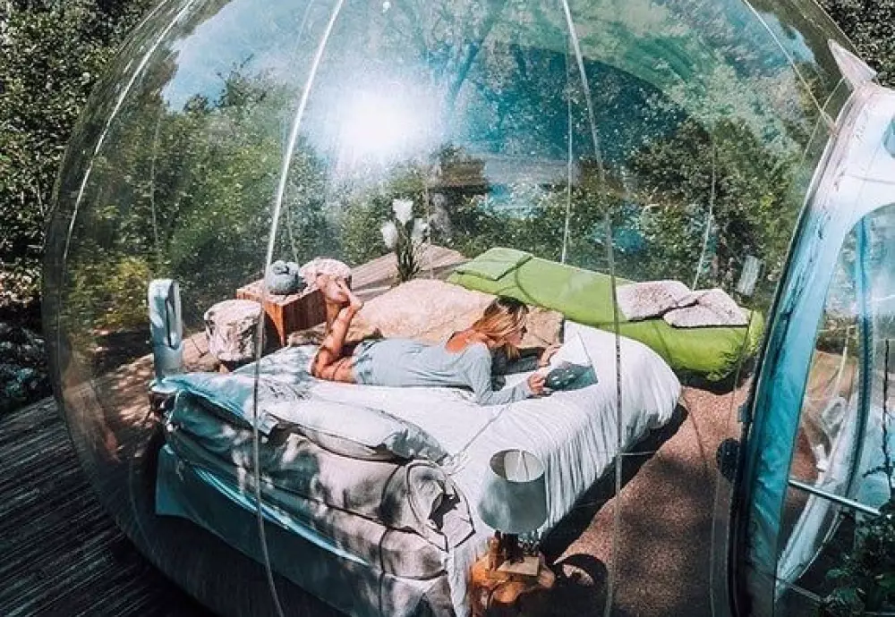 single tunnel bubble tent